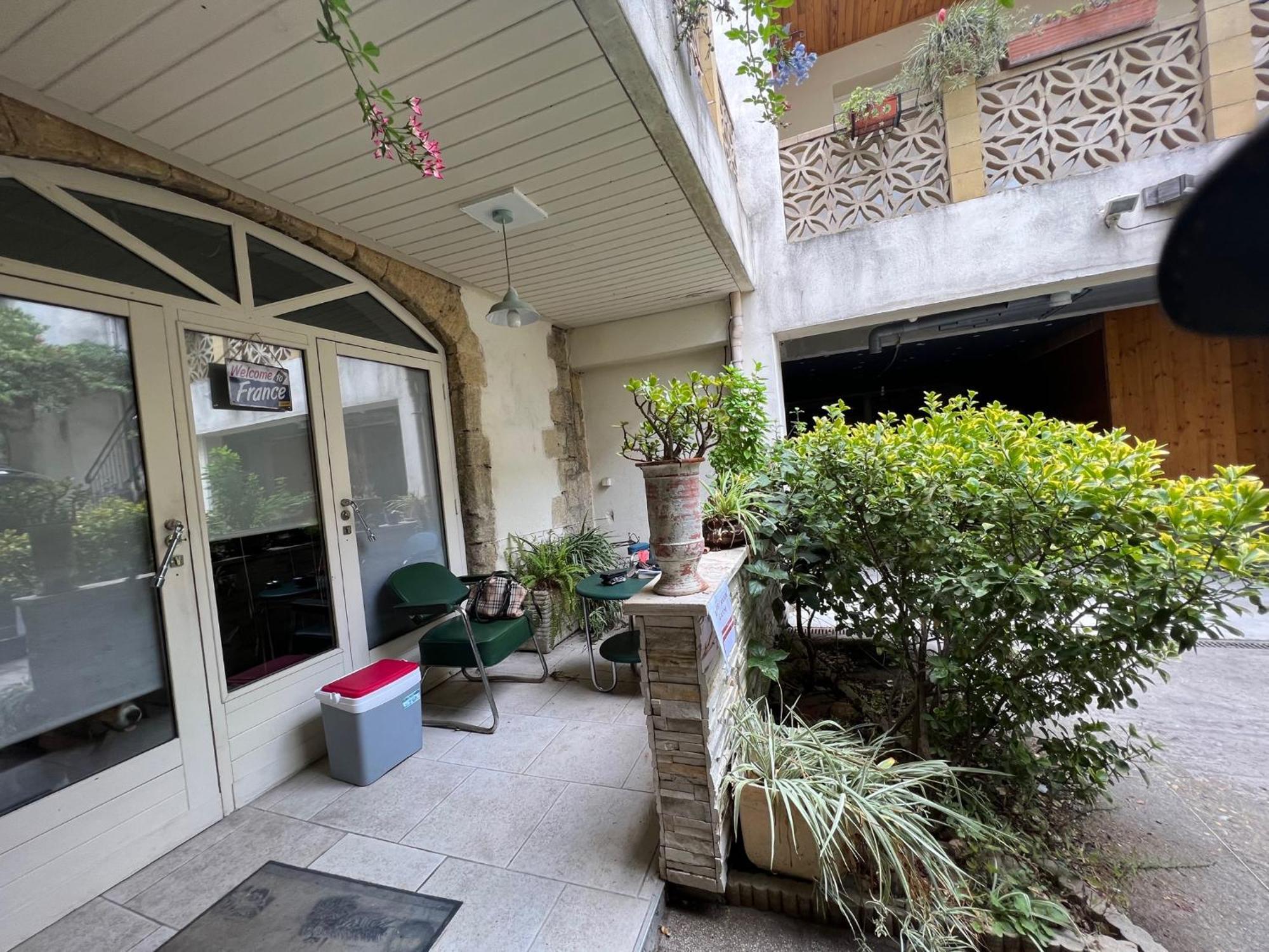 Studio Tres Calme En Plein Centre Ville Entree Independante Lunel (Herault) Exterior foto
